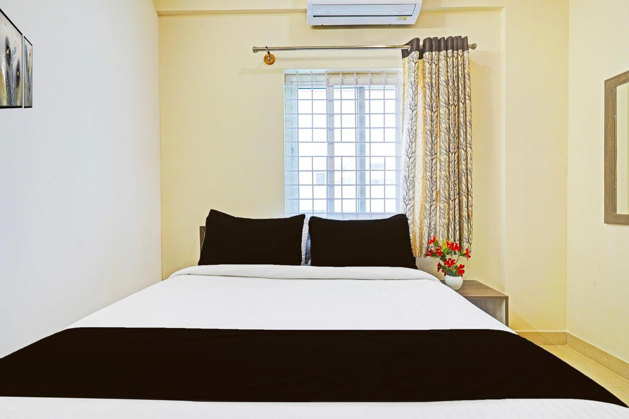 Hotel Super Collection O Niladri Road Kammasandra Zewnętrze zdjęcie